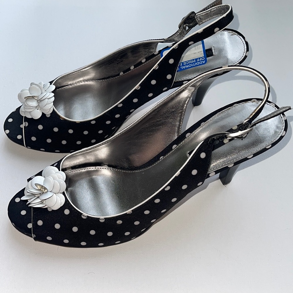 NWOT Bandolino Polka Dot Black Heels pin up 8.5